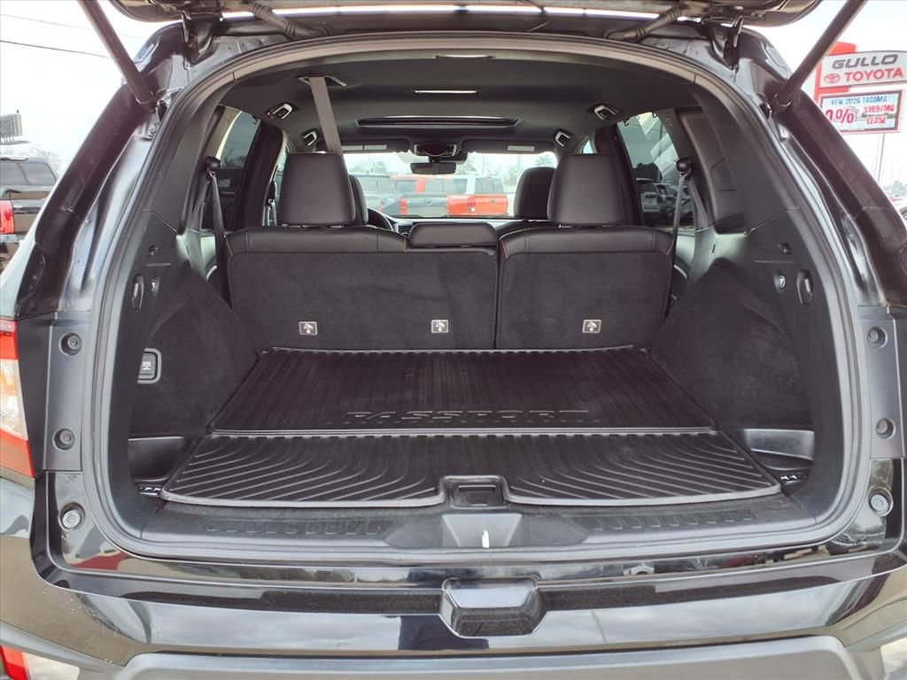 Used 2023 Honda Passport TrailSport image 8