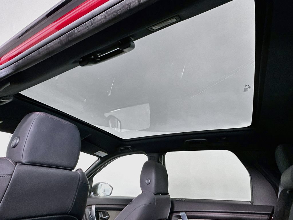 Used 2020 Land Rover Discovery Sport S R-Dynamic AWD/4WD image 21
