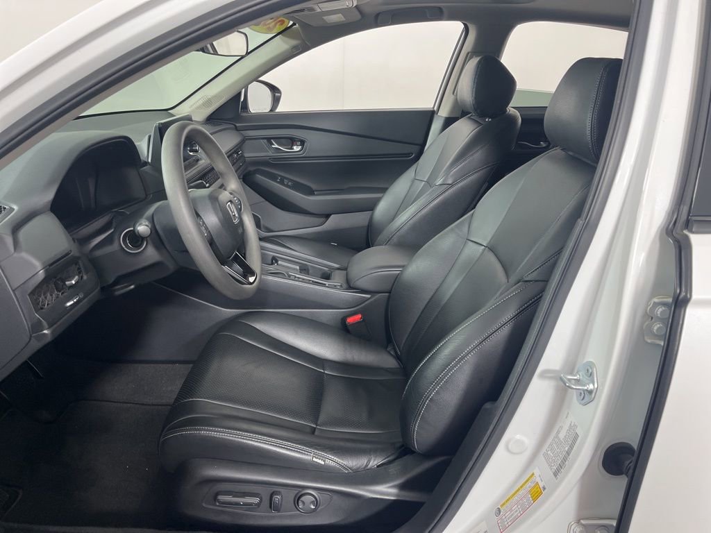 Certified 2024 Honda Accord EX image 18