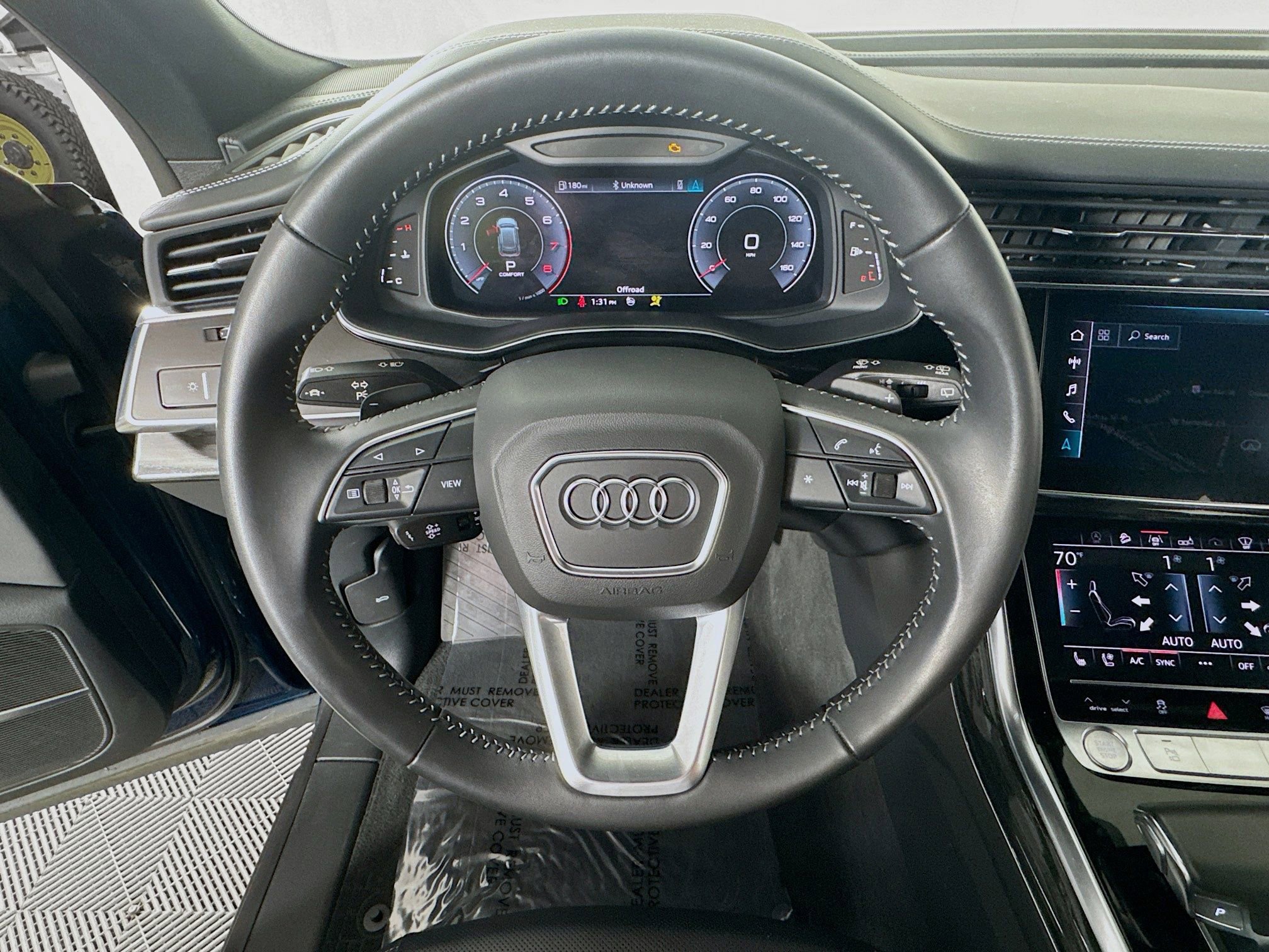 Used 2019 Audi Q8 Prestige AWD/4WD image 13