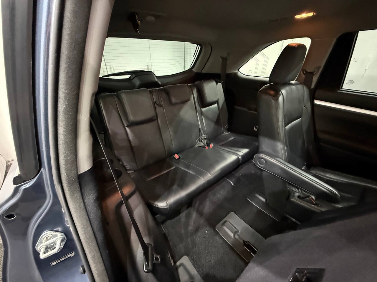 Used 2014 Toyota Highlander XLE AWD/4WD image 29