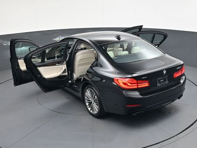 Used 2019 BMW 540i xDrive w/ Executive Package image 44