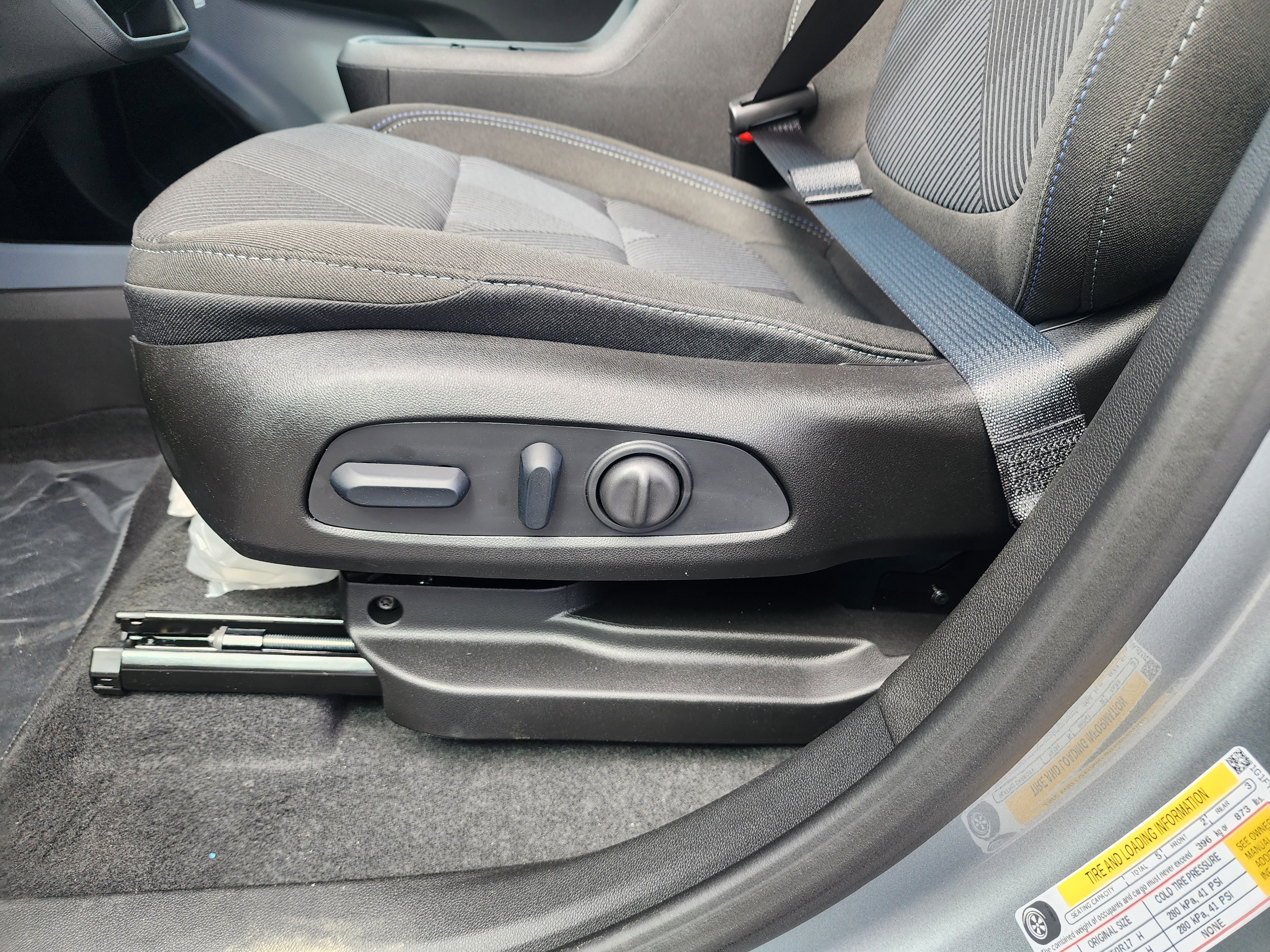 New 2027 Chevrolet Bolt LT image 24