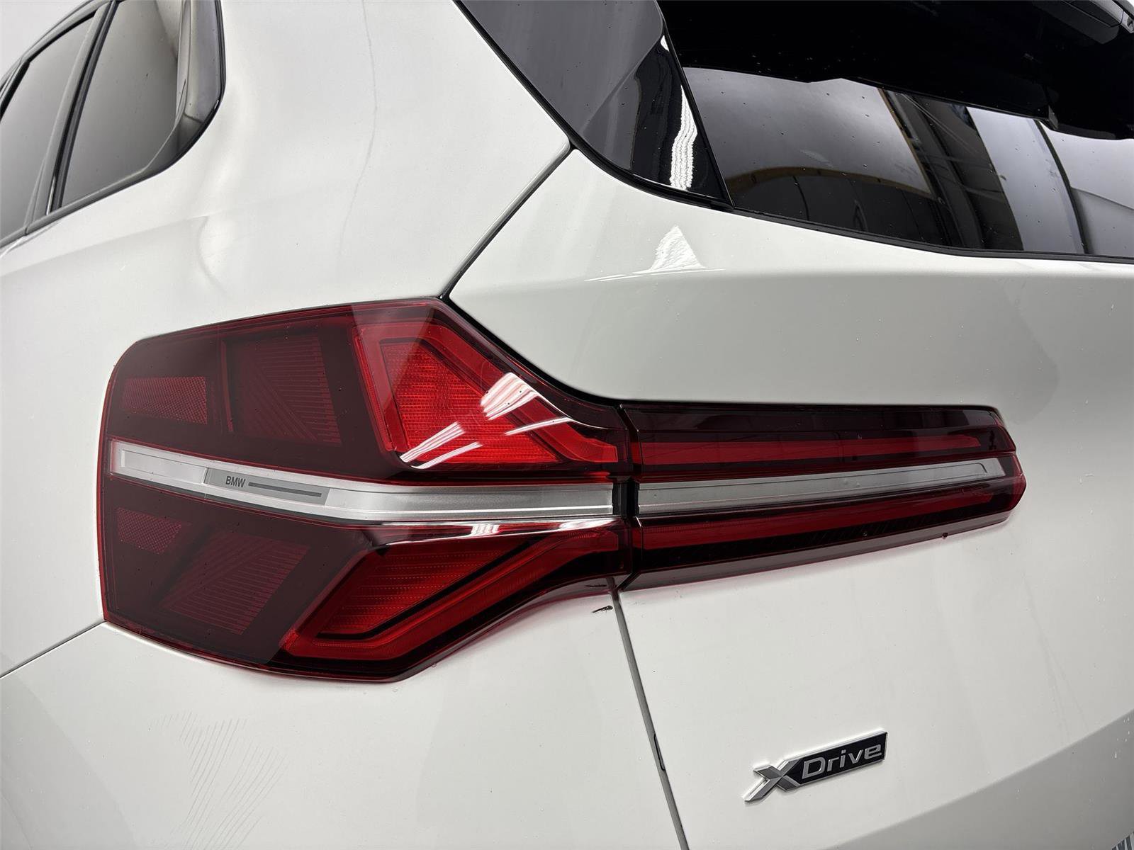 Used 2025 BMW X3 xDrive30i w/ Premium Package image 19