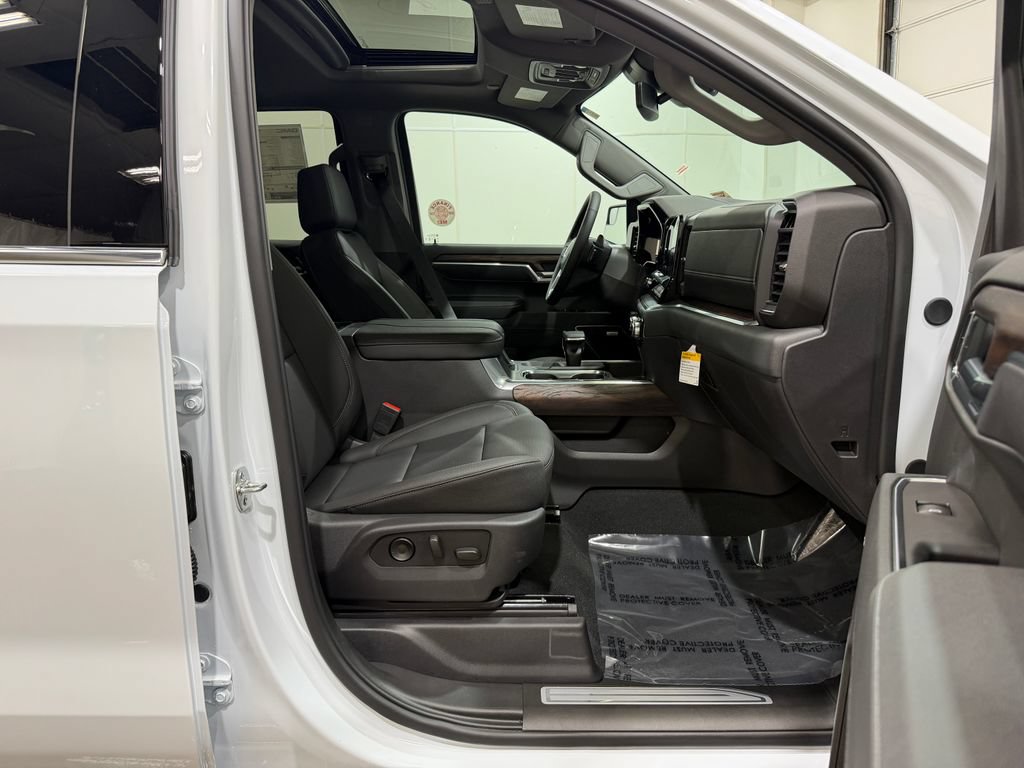 New 2026 GMC Sierra 1500 SLT w/ SLT Premium Package AWD/4WD image 34