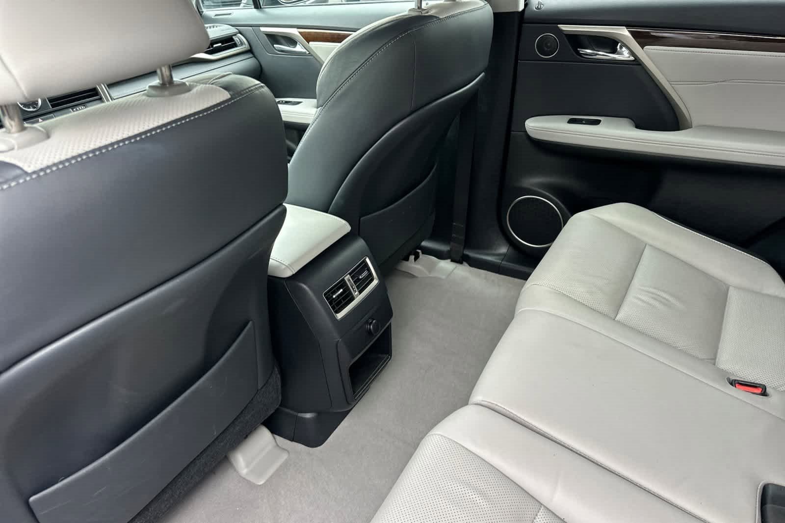 Used 2019 Lexus RX 350 FWD image 4