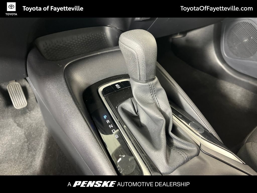 Certified 2025 Toyota Corolla LE FWD image 34