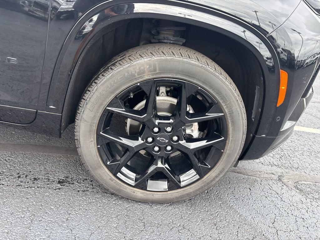 Used 2026 Chevrolet Traverse RS AWD/4WD image 12