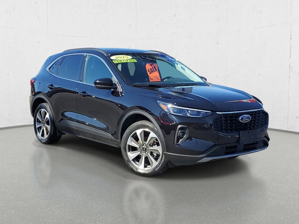 Certified 2025 Ford Escape Platinum image 2