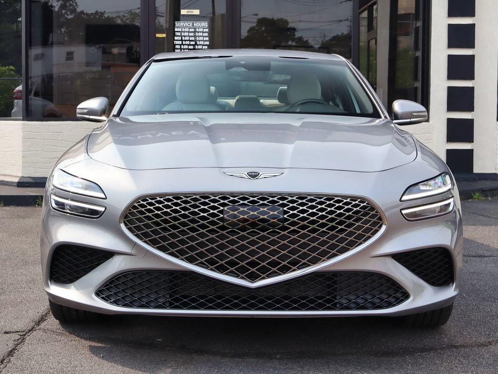 Used 2025 Genesis G70 2.5T AWD/4WD image 3