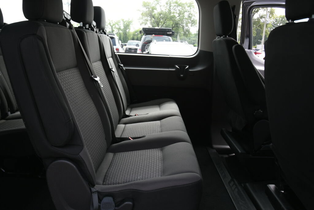 Used 2025 Ford Transit 350 XLT RWD image 21