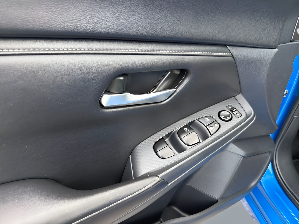 Certified 2025 Nissan Sentra SV FWD image 18