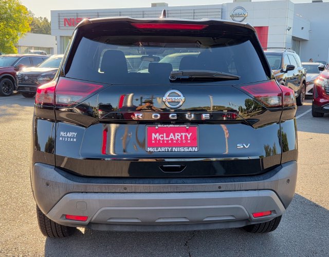 Used 2021 Nissan Rogue SV FWD image 6