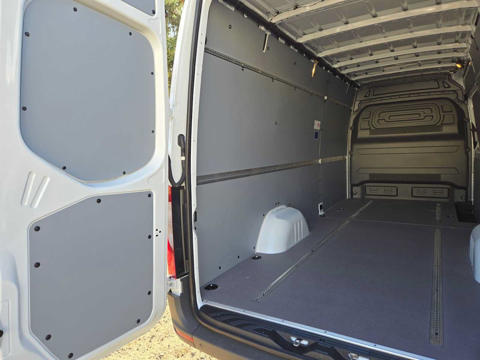 New 2026 Mercedes-Benz Sprinter 2500 image 17
