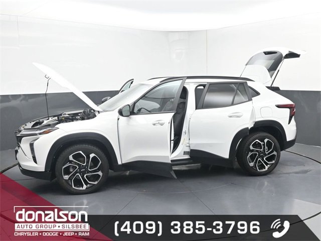 Used 2024 Chevrolet Trax RS image 23