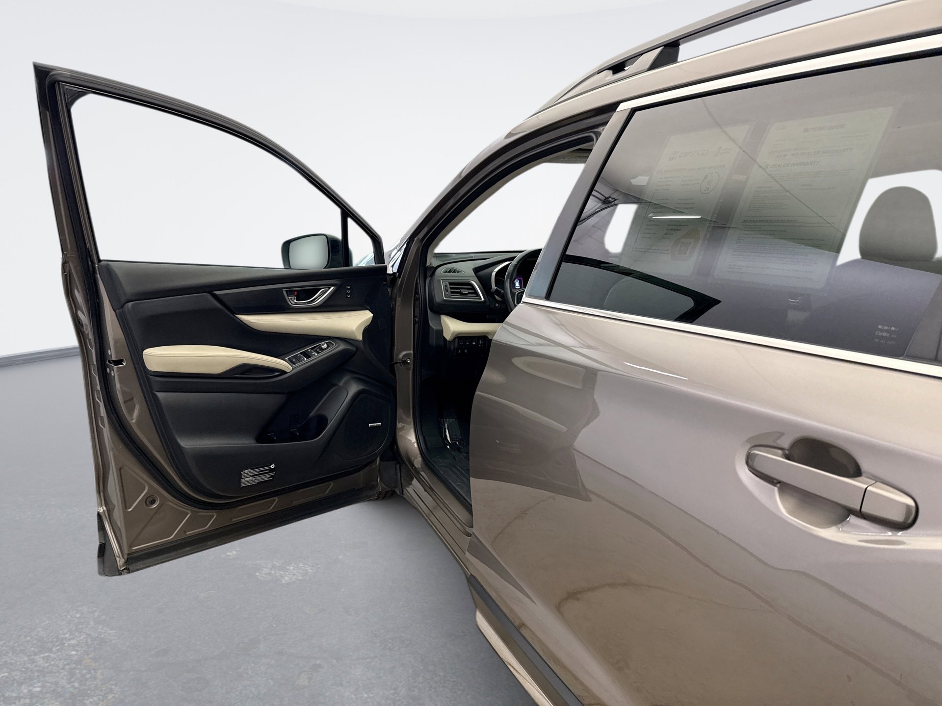 Used 2022 Subaru Ascent Limited w/ Technology Package image 9