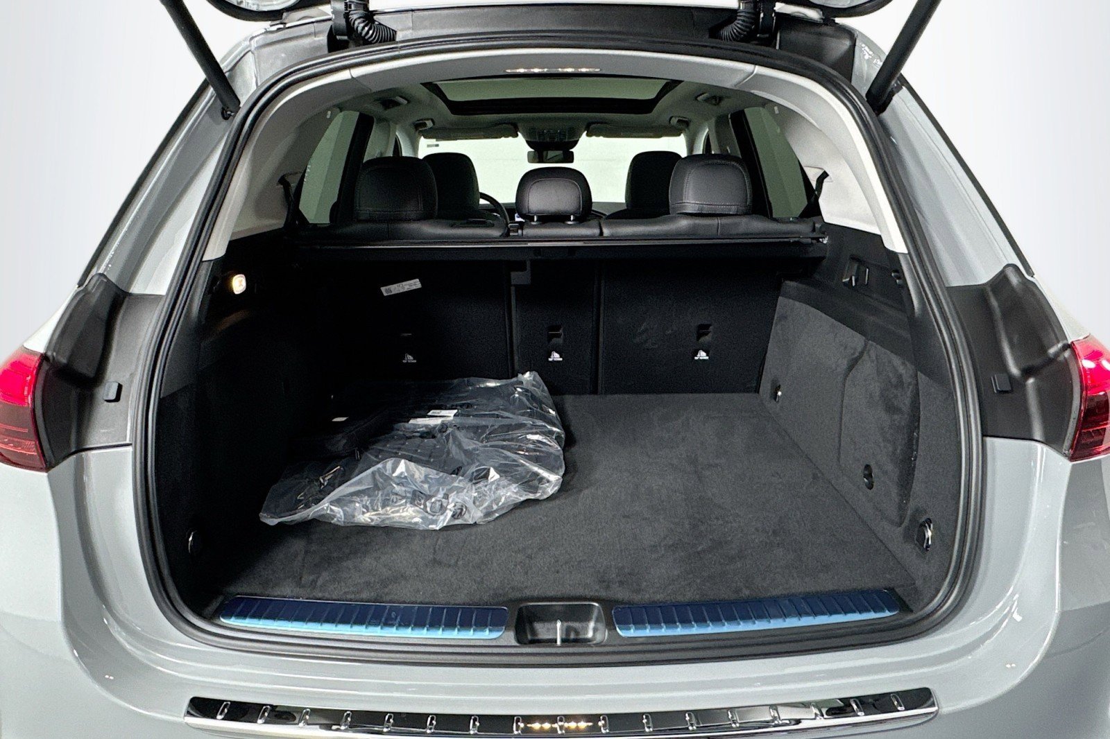 New 2026 Mercedes-Benz GLE 450e 4MATIC image 22