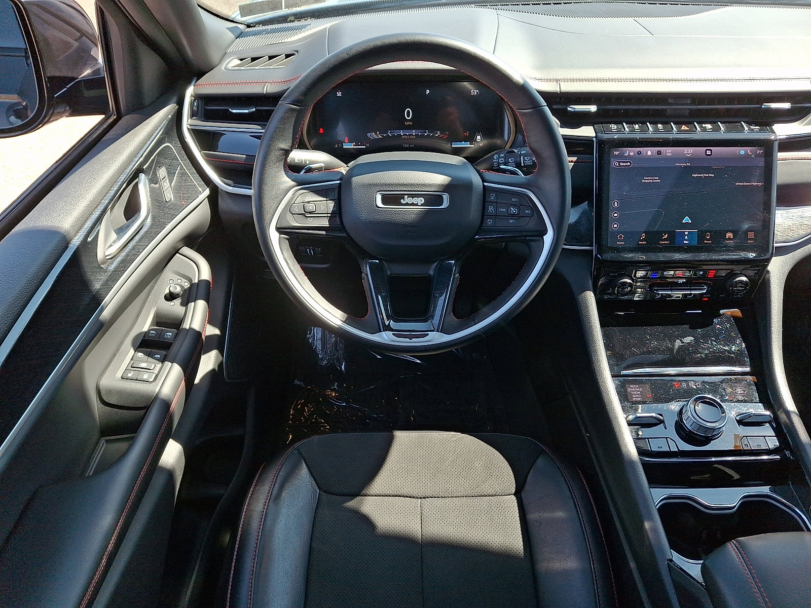 Certified 2022 Jeep Grand Cherokee Trailhawk w/ Luxury Tech Group III image 11