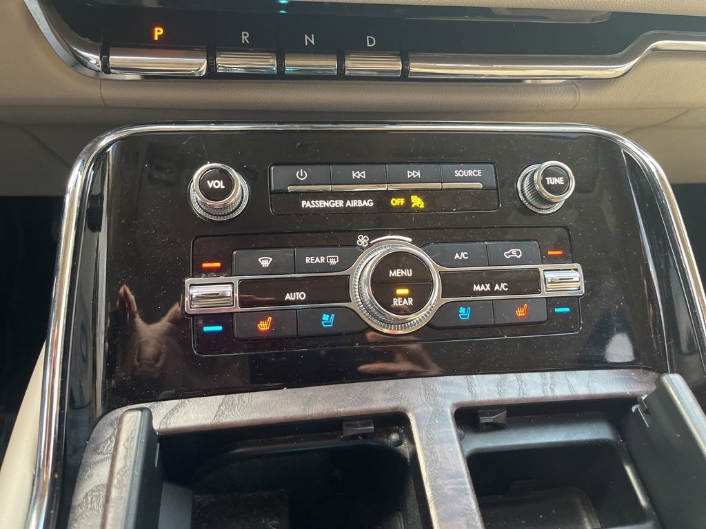 Used 2021 Lincoln Navigator L Reserve image 19