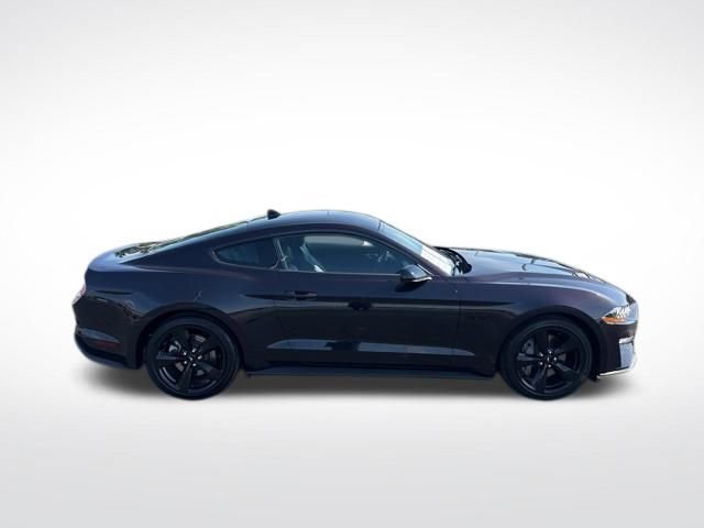 Used 2022 Ford Mustang GT Premium w/ Black Accent Package RWD image 6