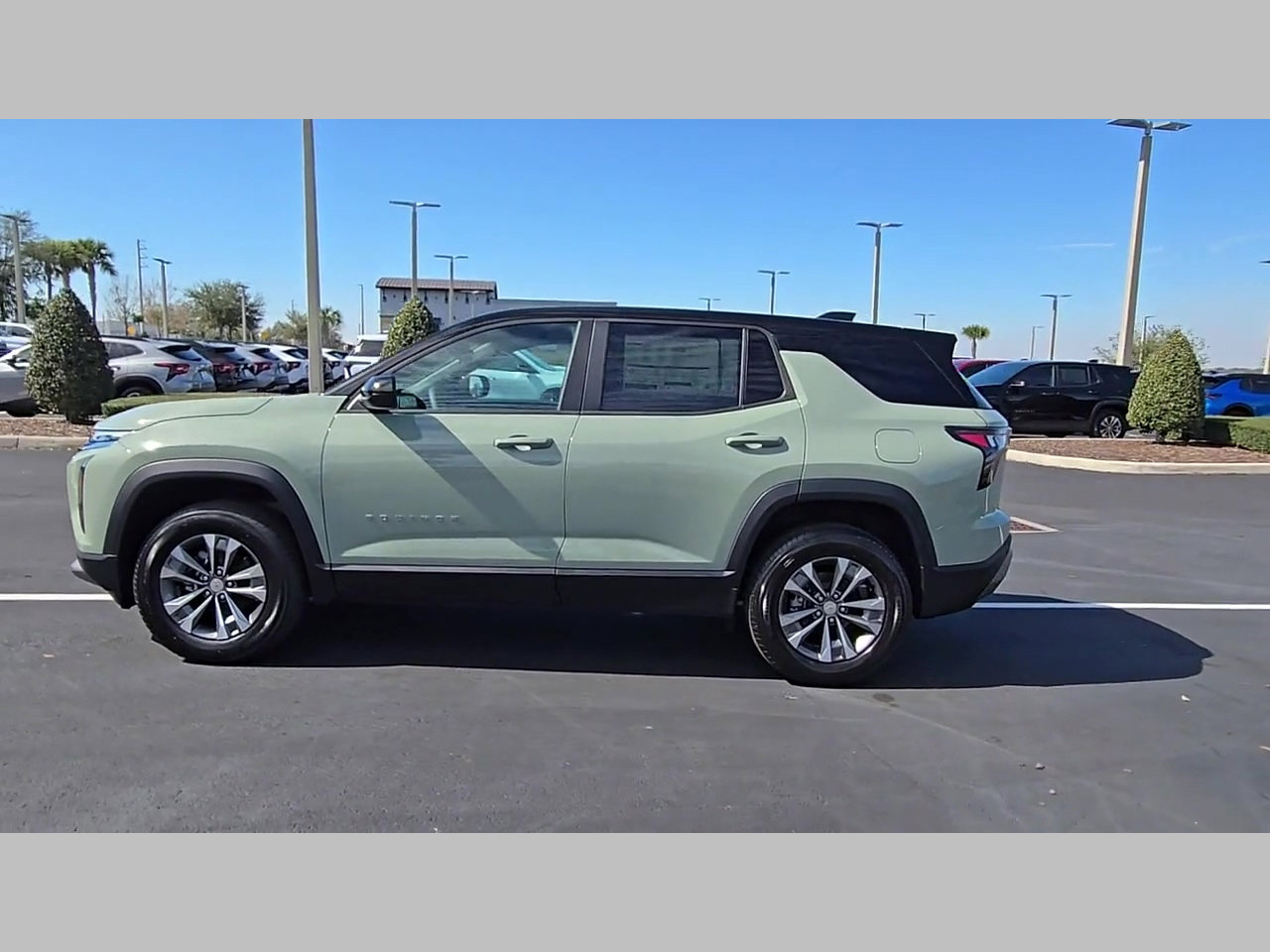 New 2026 Chevrolet Equinox LT w/ Convenience Package II image 13