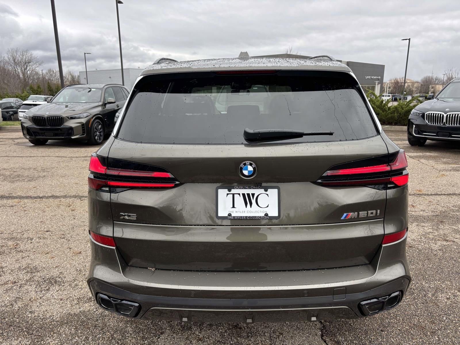 New 2026 BMW X5 M60i image 6