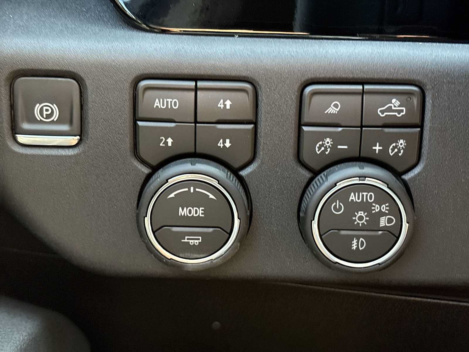 New 2026 Chevrolet Silverado 1500 RST w/ Safety Package AWD/4WD image 34