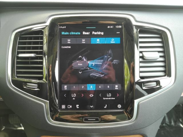 Used 2024 Volvo XC90 B6 Plus w/ Protection Package Premier AWD/4WD image 48