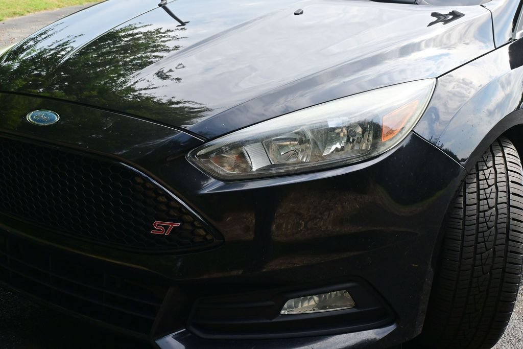 Used 2015 Ford Focus ST FWD image 31