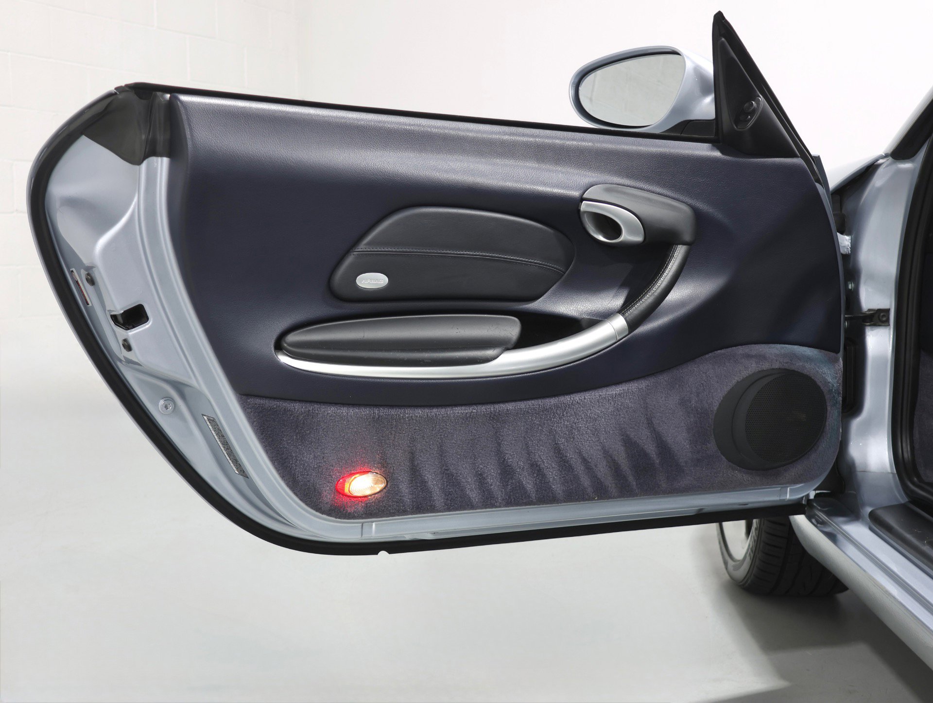 Used 2001 Porsche Boxster S image 8