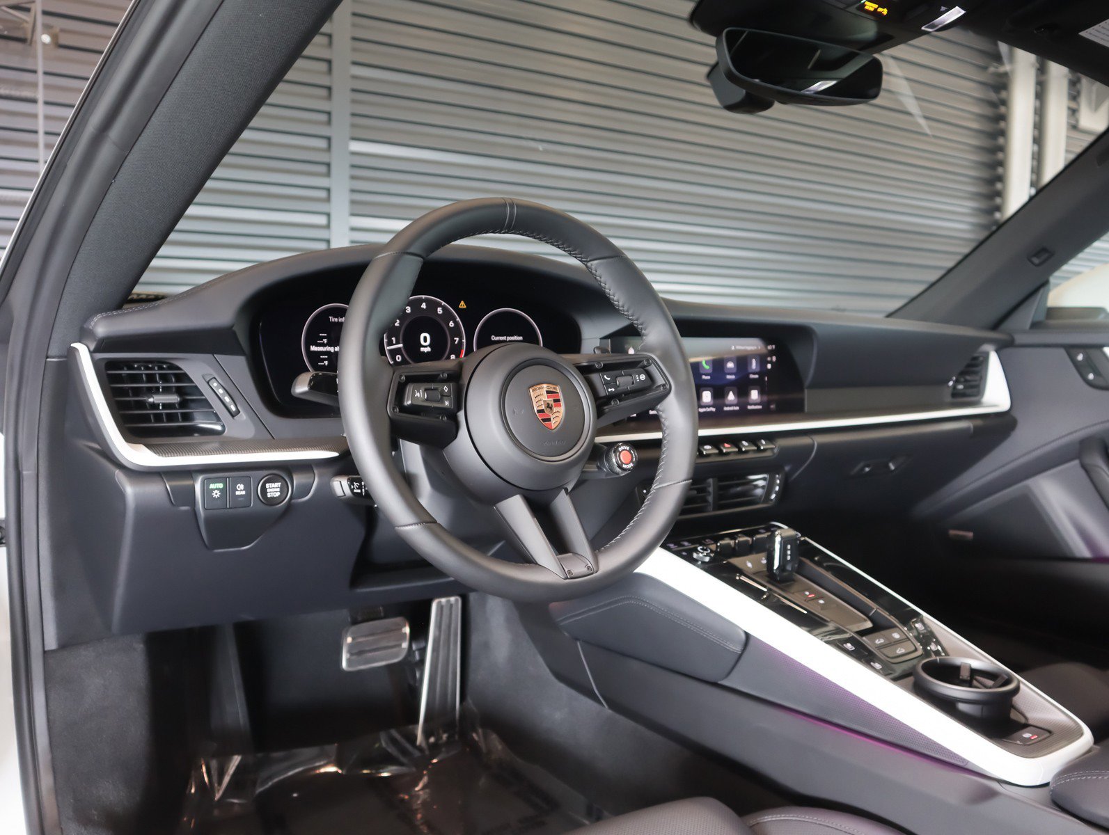 Used 2026 Porsche 911 Carrera RWD image 4