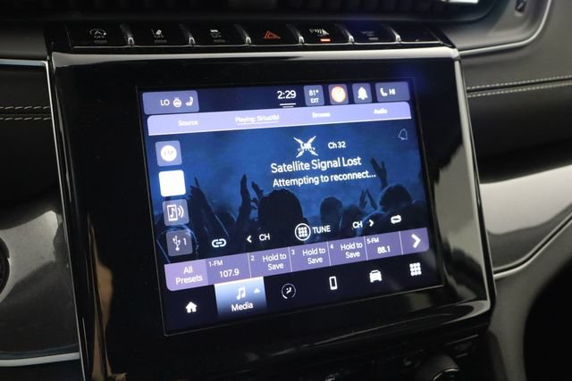 Used 2022 Jeep Grand Cherokee L Laredo w/ Luxury Tech Group I AWD/4WD image 28