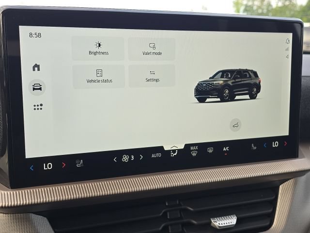Used 2025 Ford Explorer Active w/ Active Comfort Package RWD image 30