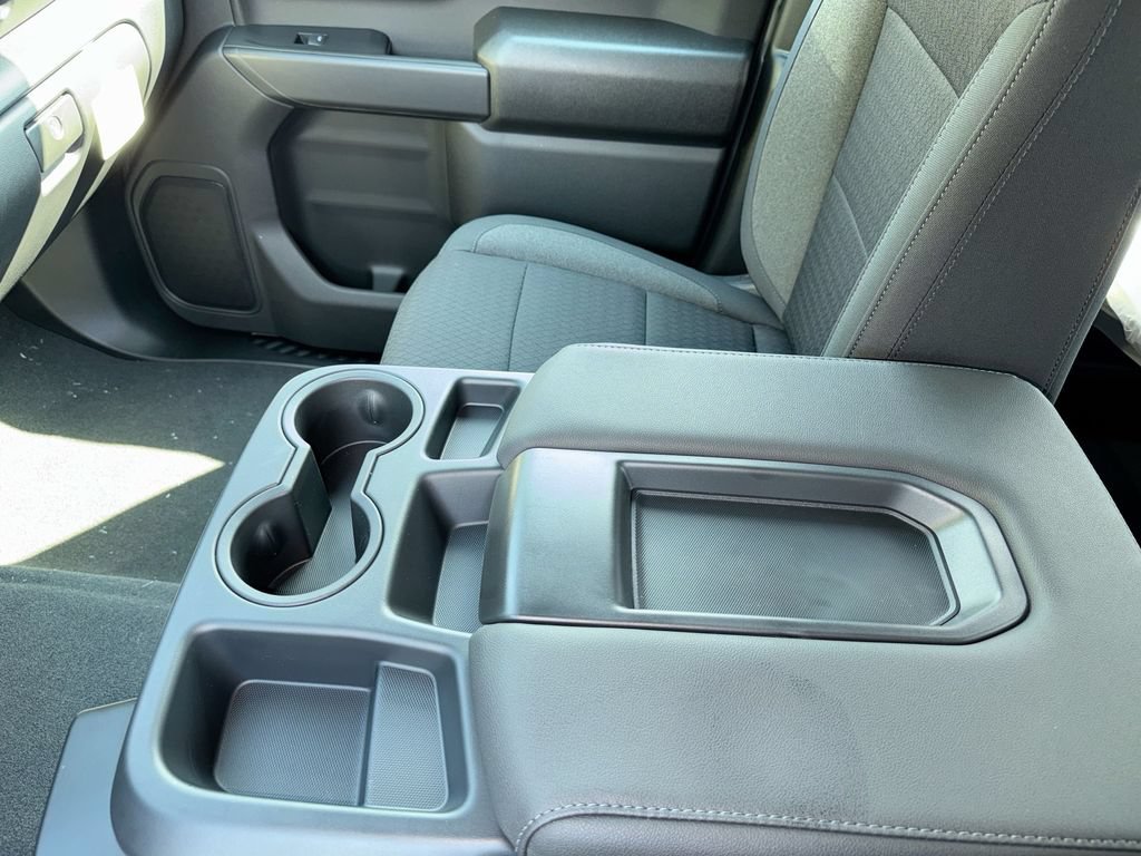 New 2026 Chevrolet Silverado 1500 Custom w/ LPO, Dark Essentials Package RWD image 24