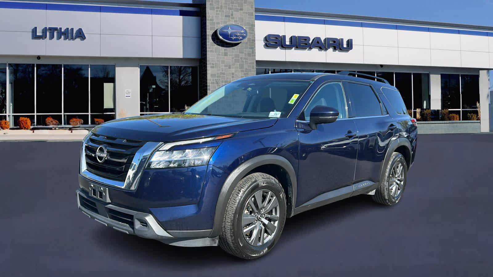 Used 2022 Nissan Pathfinder SV