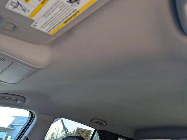 Used 2023 Chevrolet Equinox LT image 21