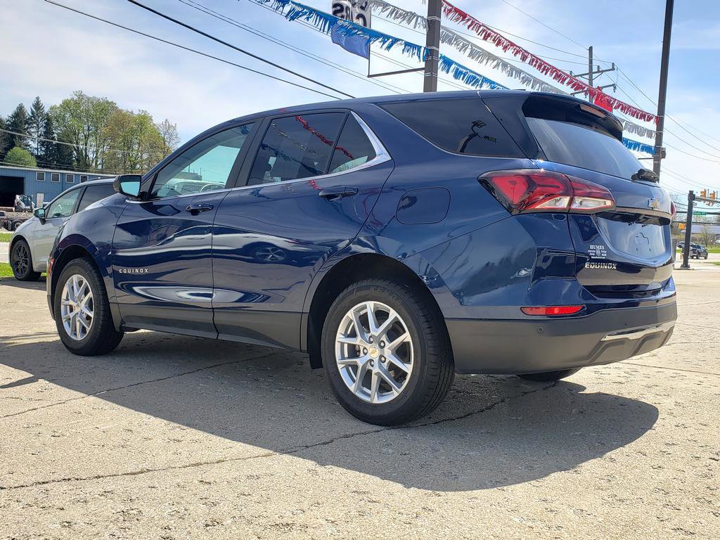 Used 2022 Chevrolet Equinox LT AWD/4WD image 6