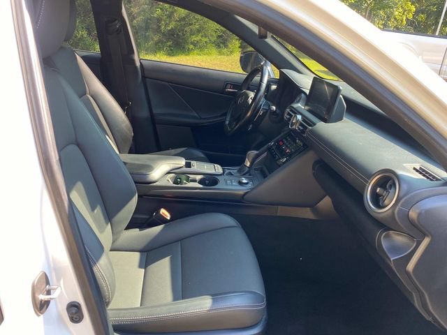 Used 2021 Lexus IS 300 w/ Accessory Package RWD image 33