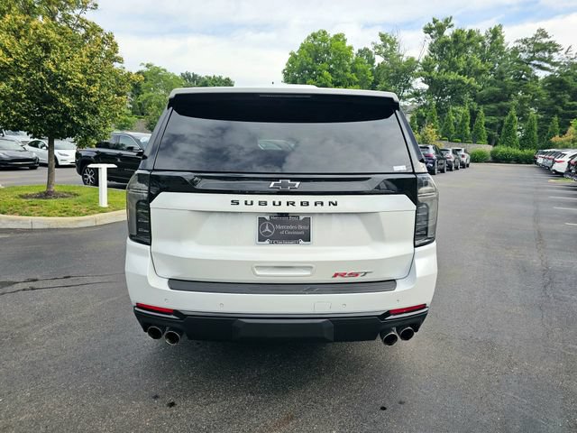 Used 2025 Chevrolet Suburban RST w/ RST Capability Package AWD/4WD image 10
