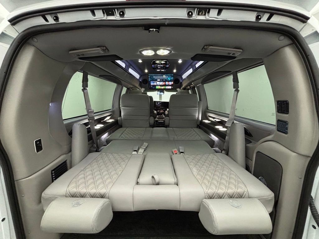 New 2025 GMC Savana 2500 Extended w/ Driver Convenience Package image 11