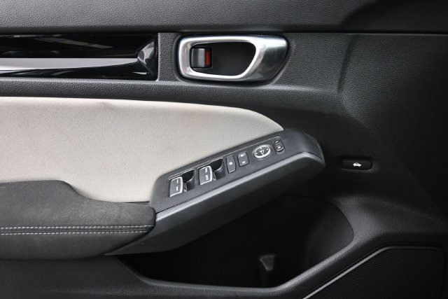 Used 2023 Honda Civic EX image 25