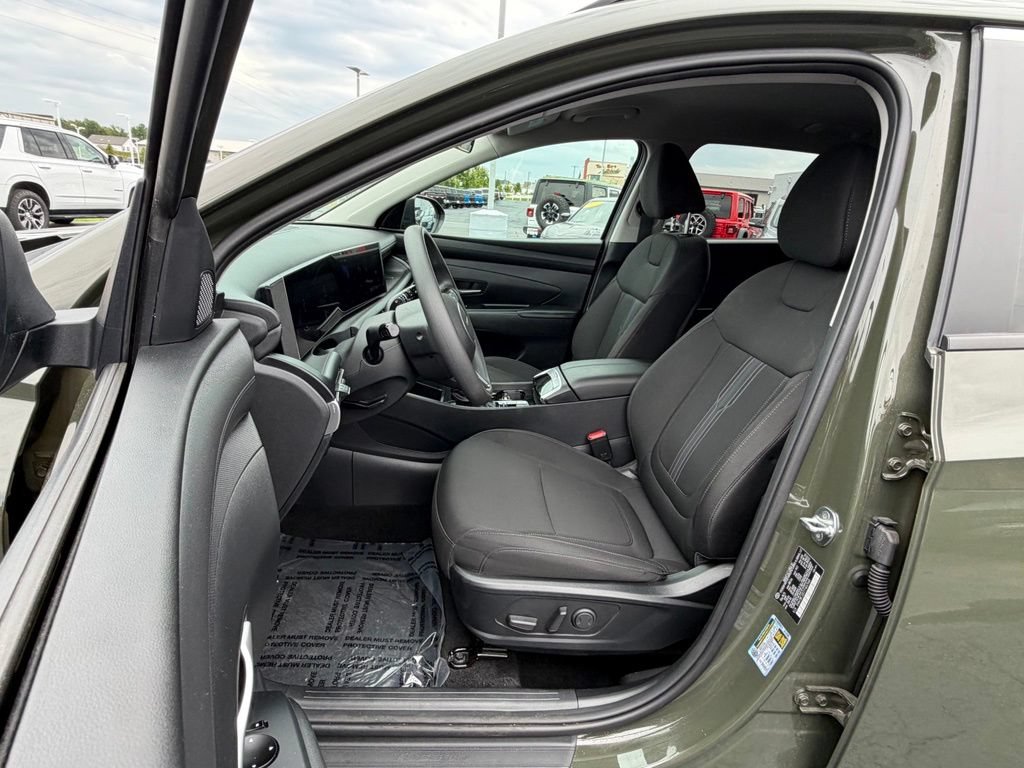 Used 2026 Hyundai Tucson SEL Plus AWD/4WD image 13