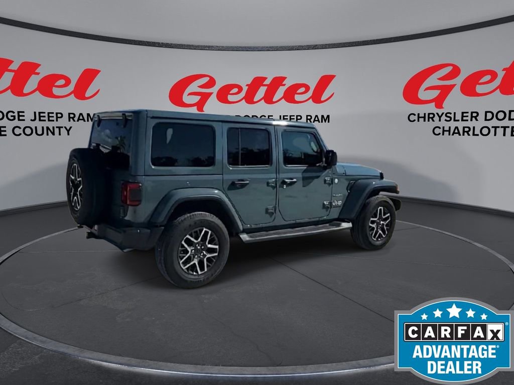Used 2024 Jeep Wrangler Sahara image 8
