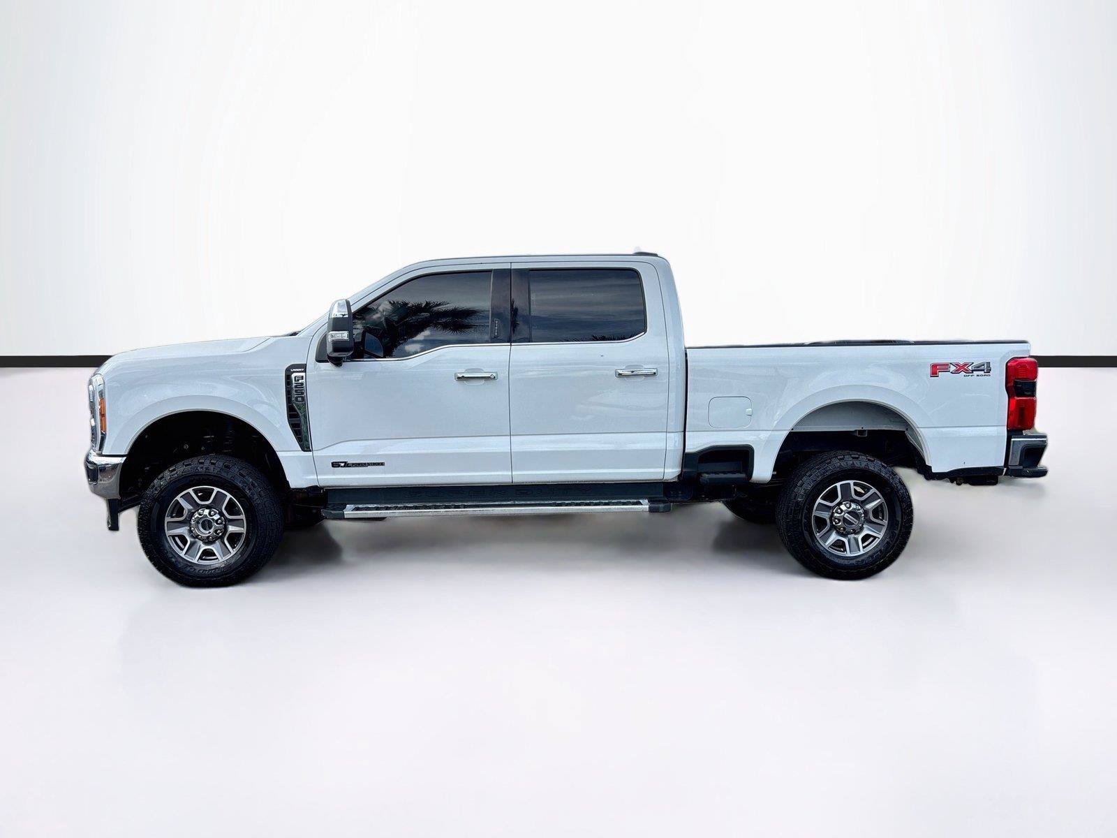Used 2023 Ford F250 Lariat w/ Chrome Package AWD/4WD image 4