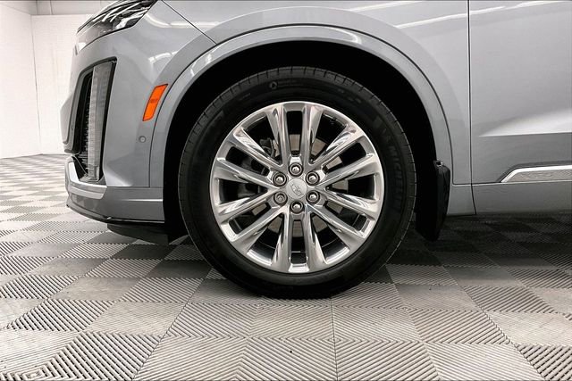 Used 2023 Cadillac XT6 Premium Luxury w/ Technology Package image 10
