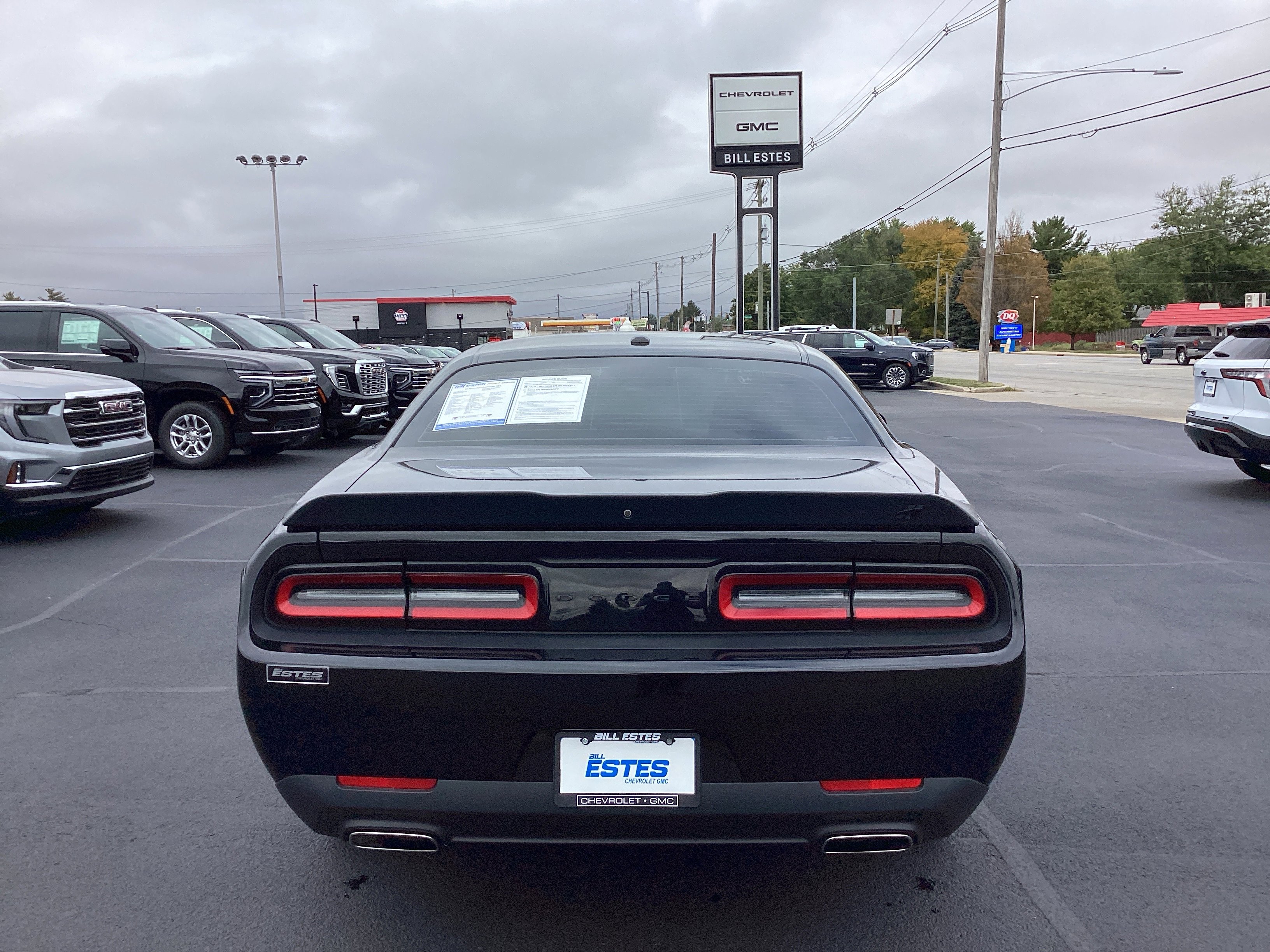 Used 2020 Dodge Challenger SXT w/ Blacktop Package image 5