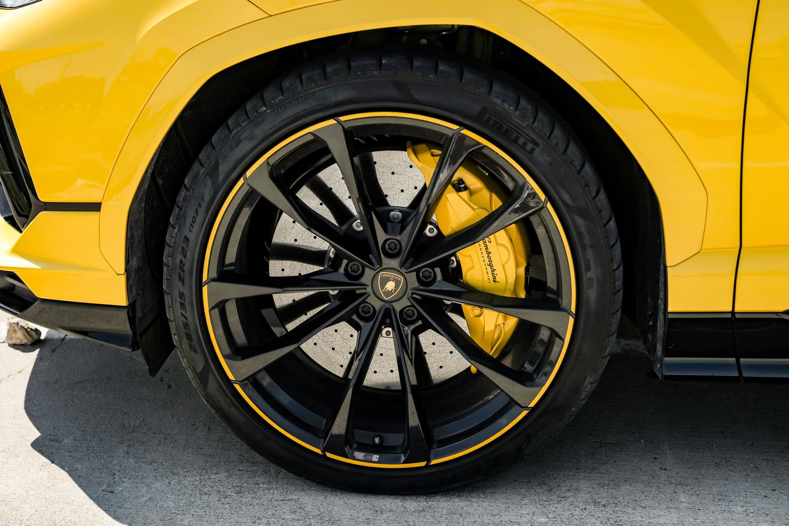 Used 2024 Lamborghini Urus S AWD/4WD image 56