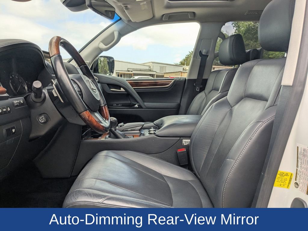 Used 2017 Lexus LX 570 4WD w/ Luxury Package image 23