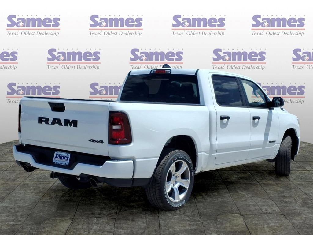 New 2026 RAM 1500 Express AWD/4WD image 5