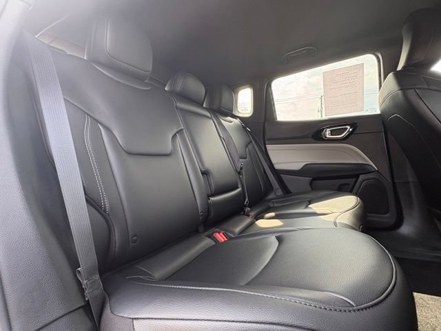 Used 2026 Jeep Compass Limited AWD/4WD image 27